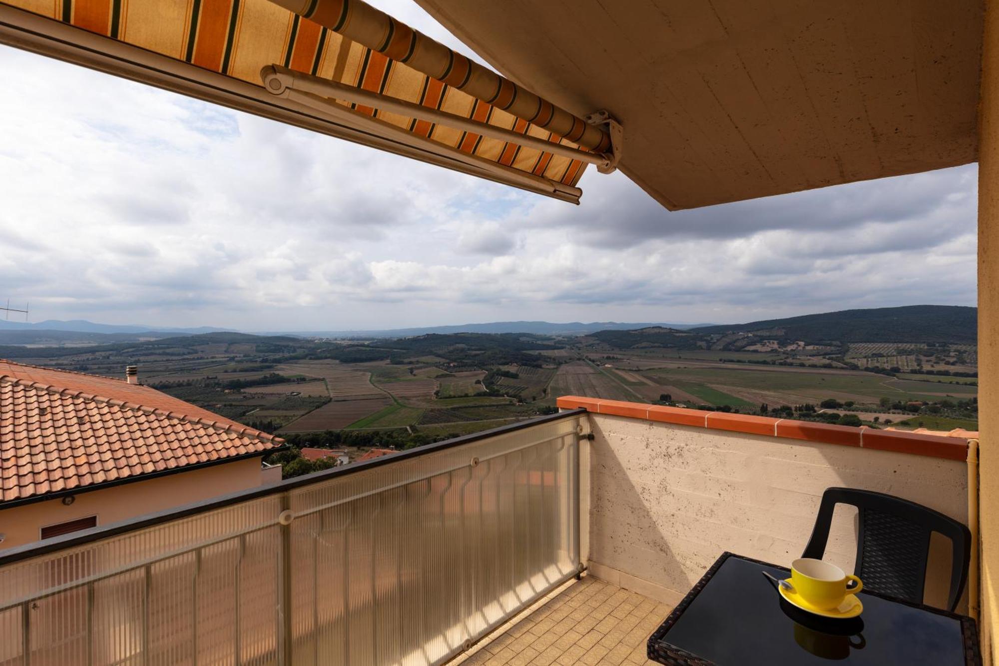 Villa Mansarda Vista Mare Massa Marittima Exterior foto